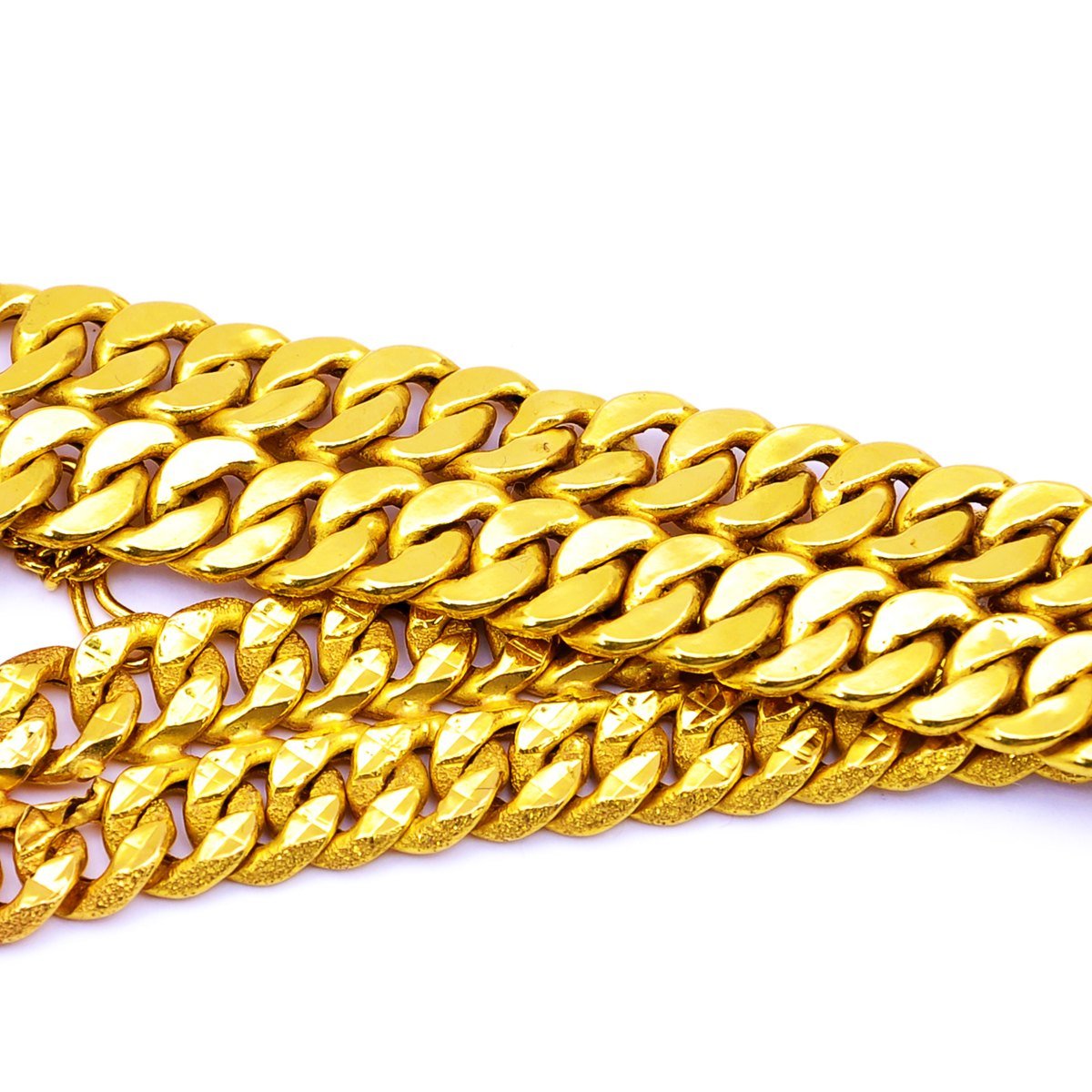 Men's Curb Bracelet — detail view